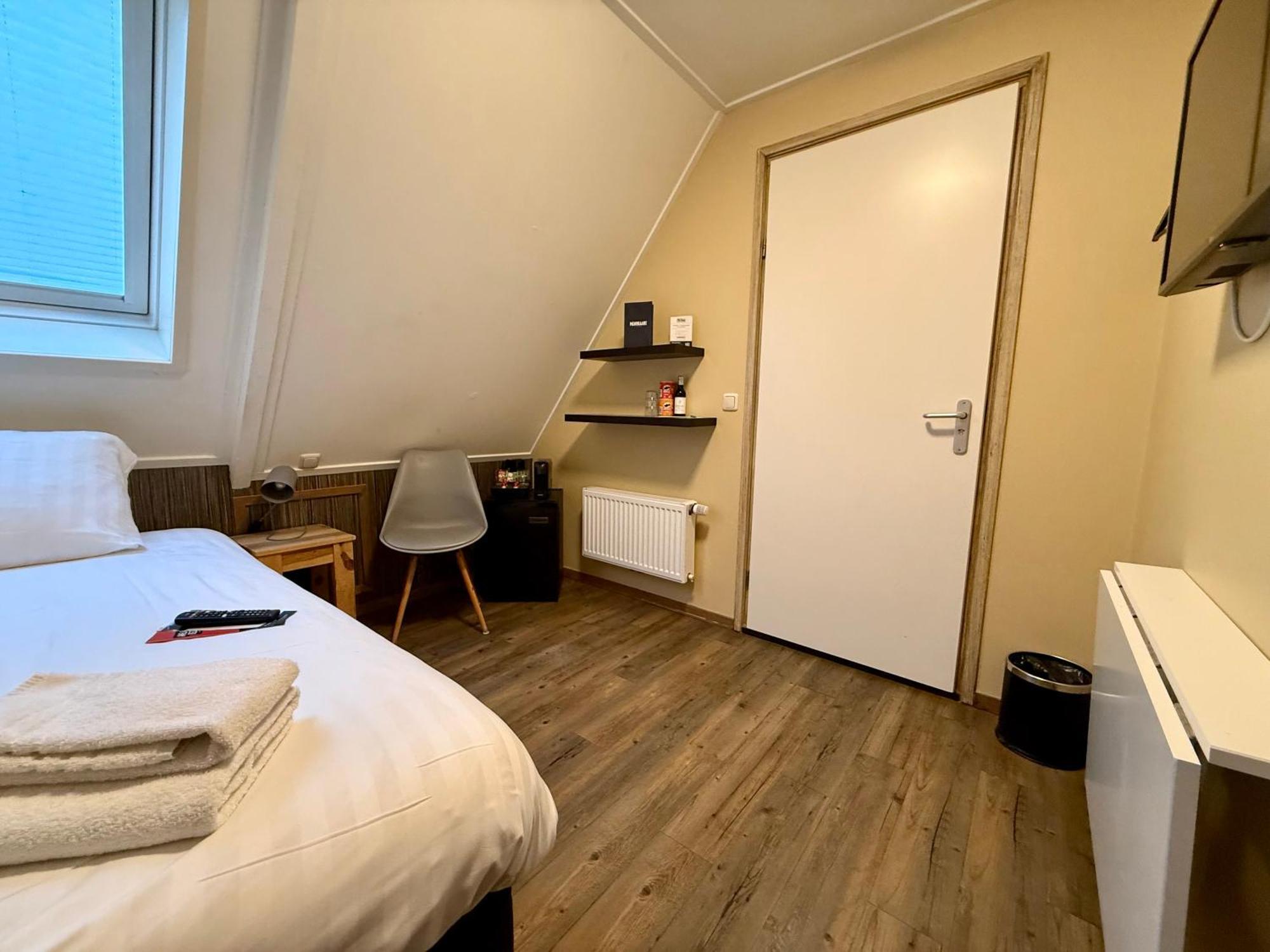 فندق Bij Hen Op Ameland هولوم المظهر الخارجي الصورة